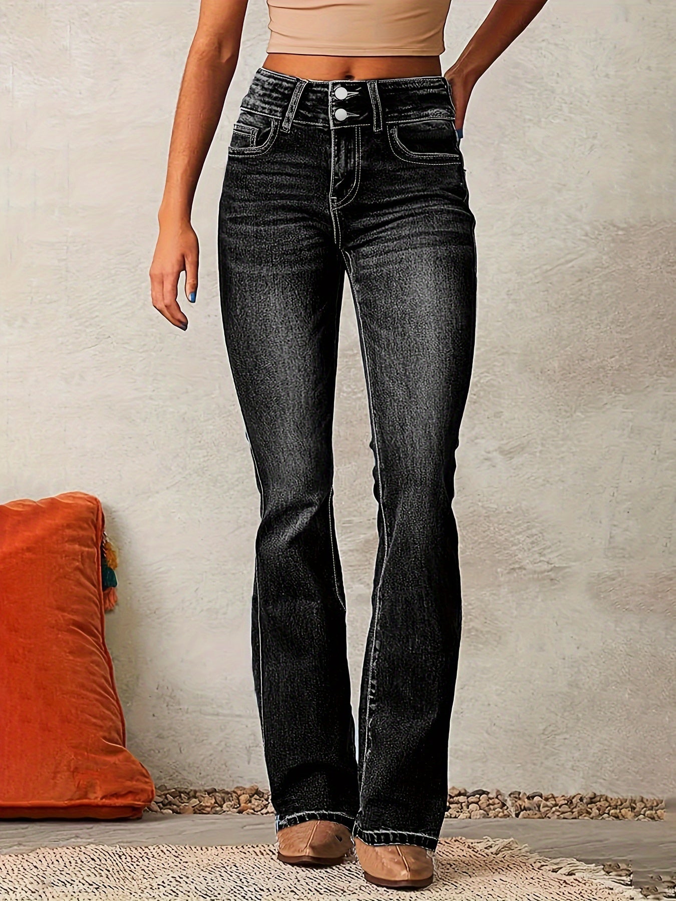 Aya - Elegant Fitted Jeans