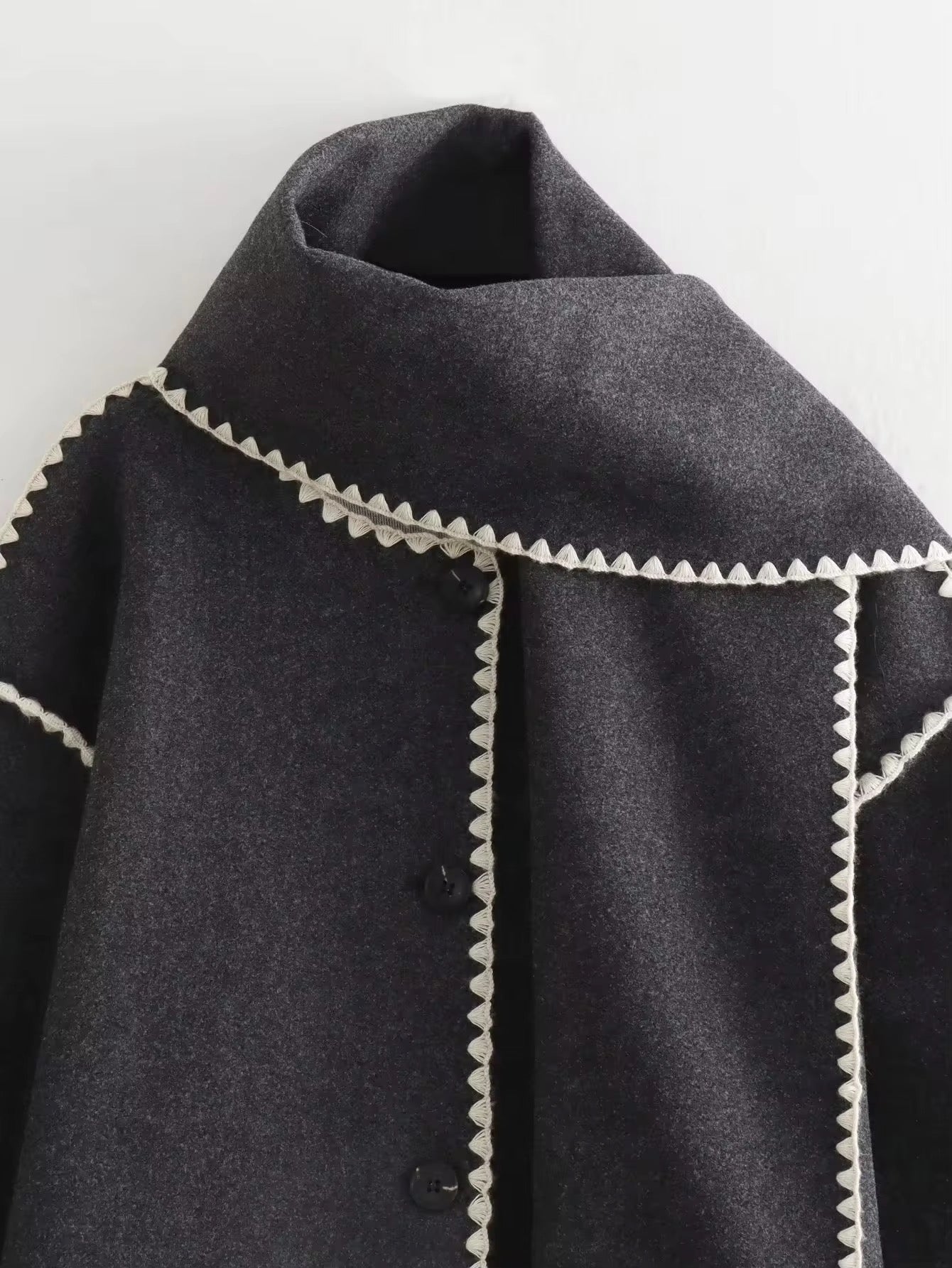 Antoinette - Chic Tweed Wool Coat