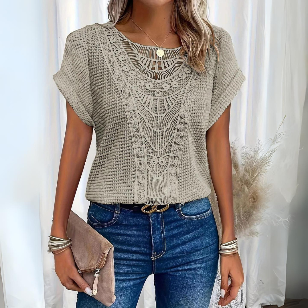 Sophie - Elegant Lace Top