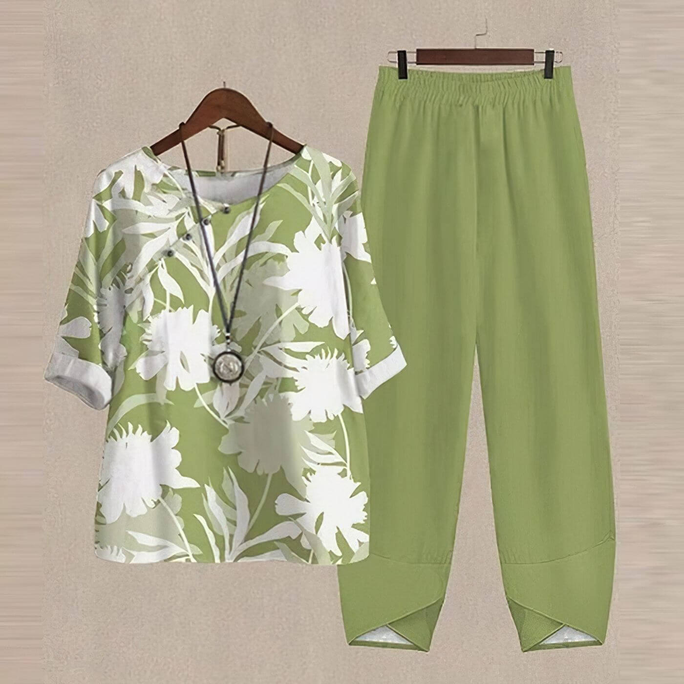 Vivienne - Chic Printed Lounge Set